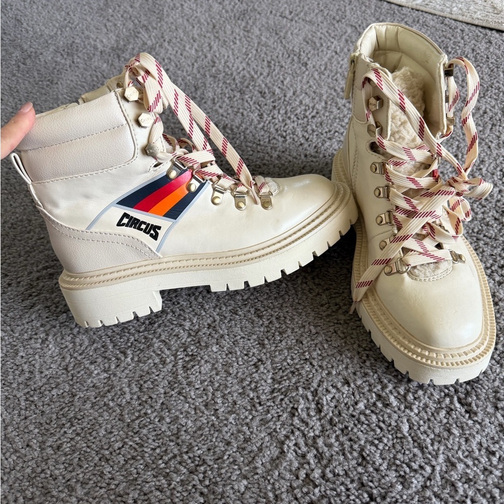 NWOB circus by Sam Edelman White Boots with Multicolor Stripes